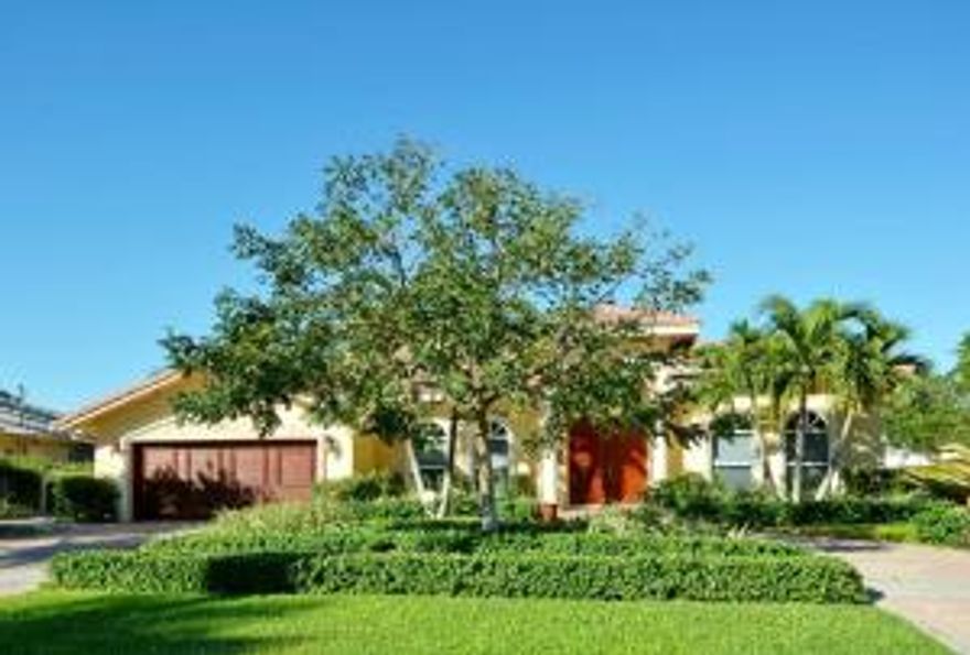 THIS IS THE HOME YOU HAVE BEEN WAITING FOR - GORGEOUS DEEPWATER SINGLE FAMILY HOME BUILT IN 2001 AND ALL ON ONE LEVEL.  THIS BEAUTIFUL RESIDENCE INCLUDES AN OPEN AND BRIGHT FLOOR PLAN, ,SATURNIA AND WOOD FLOORS,CUSTOM KITCHEN & BATHS, VENETIAN PLASTER, HEATED POOL+SPA, 16K LB BOAT LIFT, HURRICANE GLASS AND GARAGE DOOR, DECORATOR BUILT-INS, SURROUND SOUND, PLUS BUILT-IN SUMMER KITCHEN AND PERGOLA ON THE WATER.