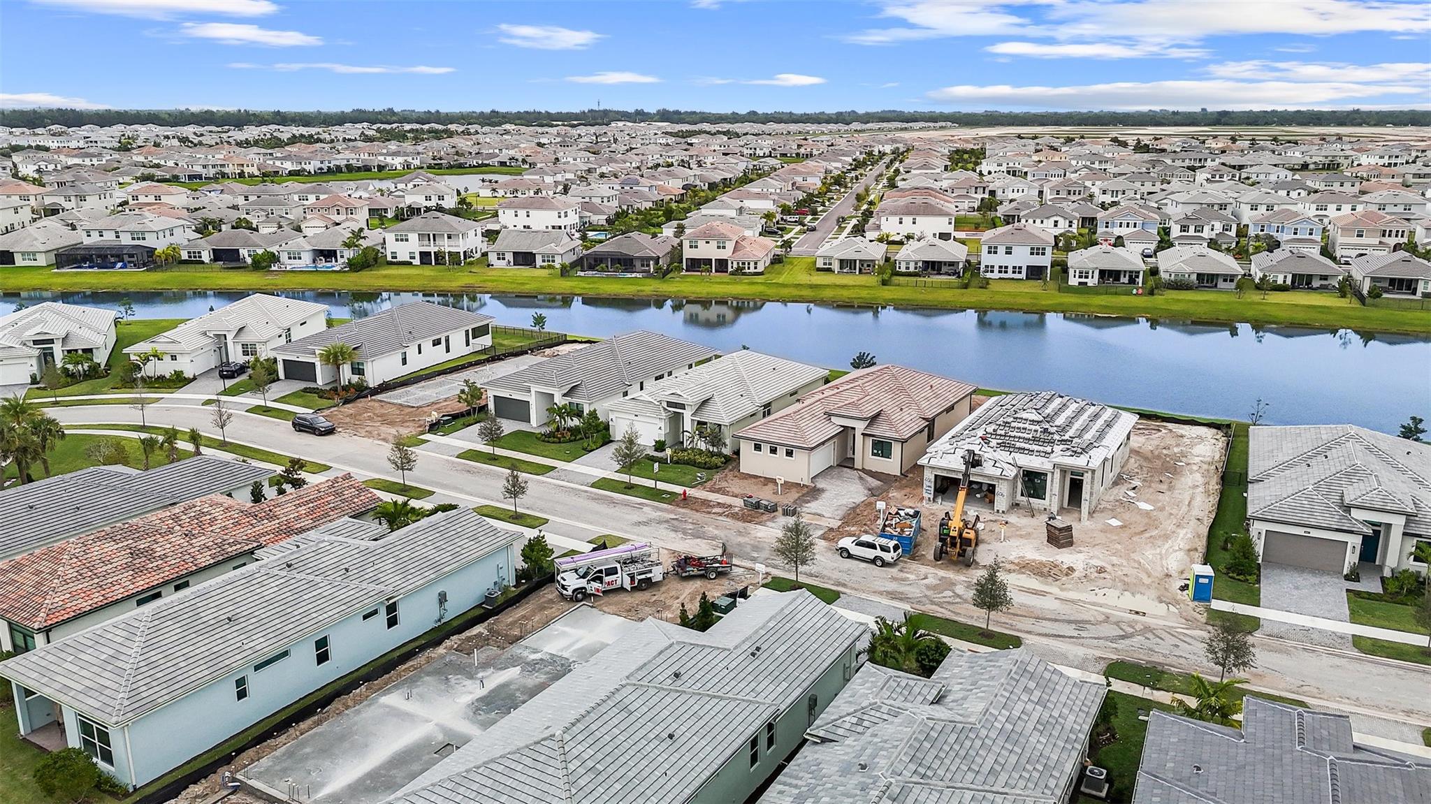 CRESSWIND PALM BEACH - Residential