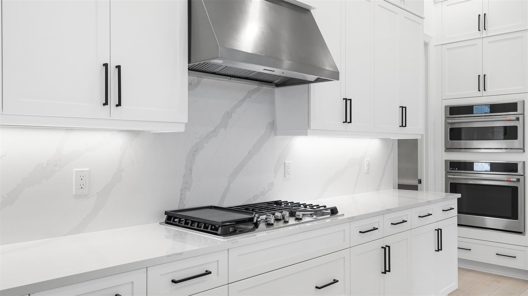 CRESSWIND PALM BEACH - Residential