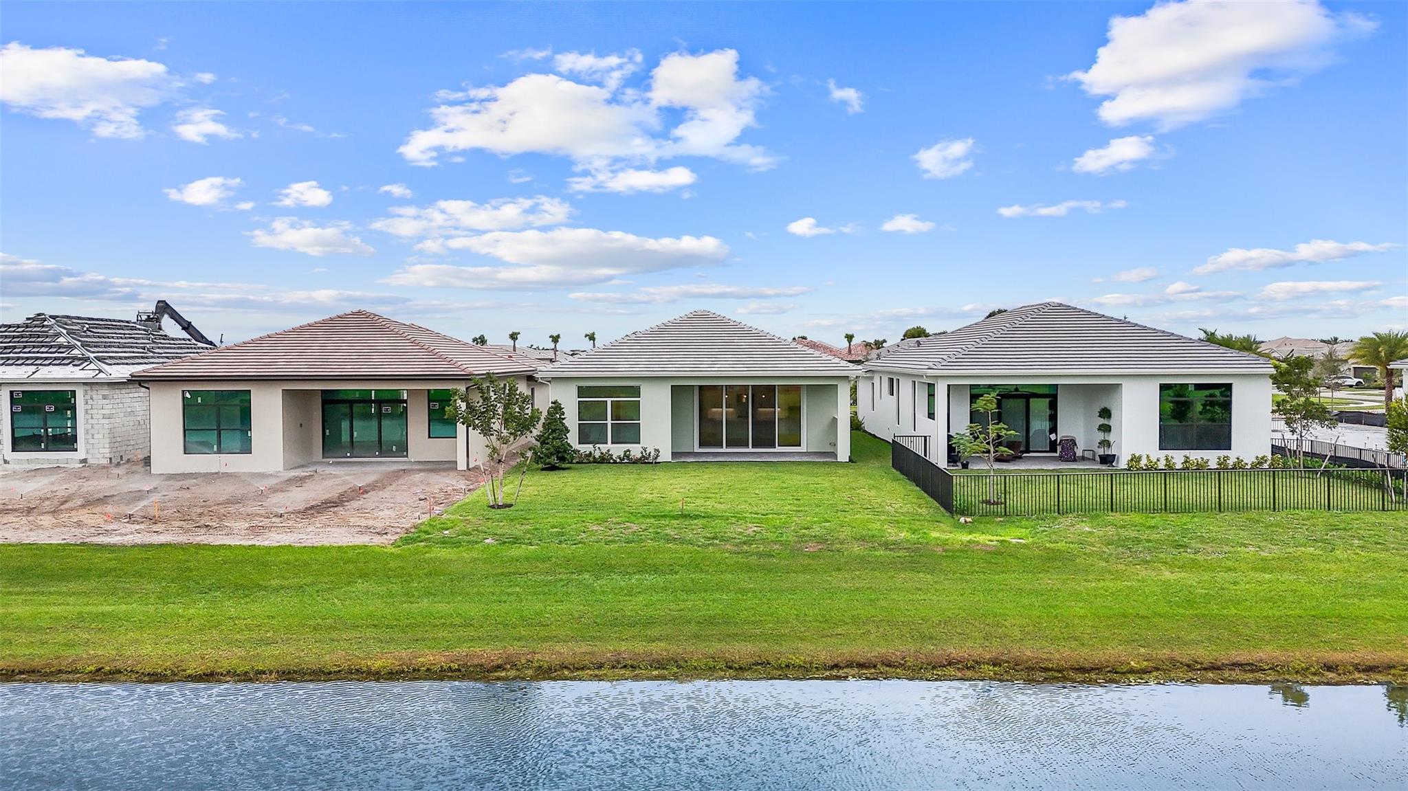 CRESSWIND PALM BEACH - Residential