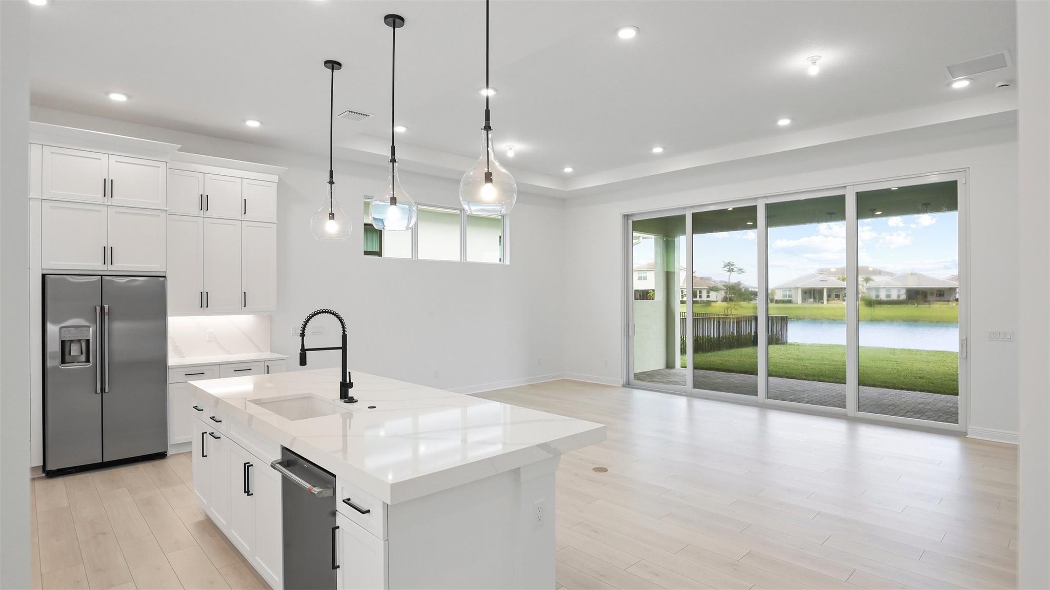 CRESSWIND PALM BEACH - Residential