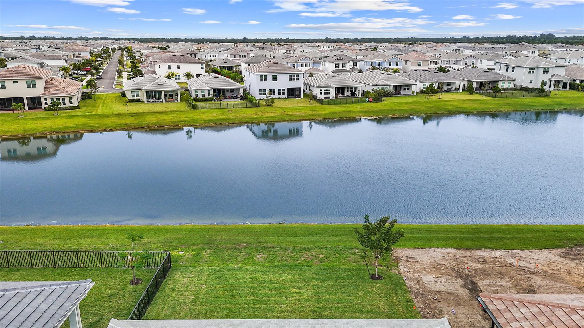 CRESSWIND PALM BEACH - Residential