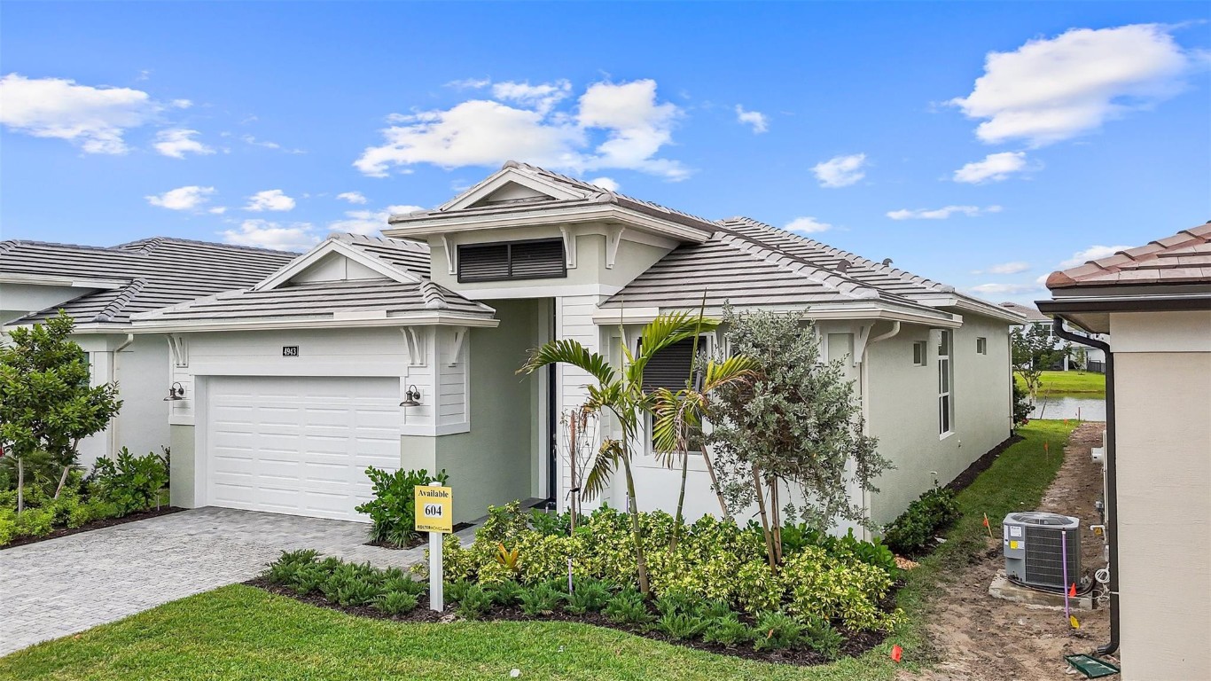 4943 Rivo Alto Circle