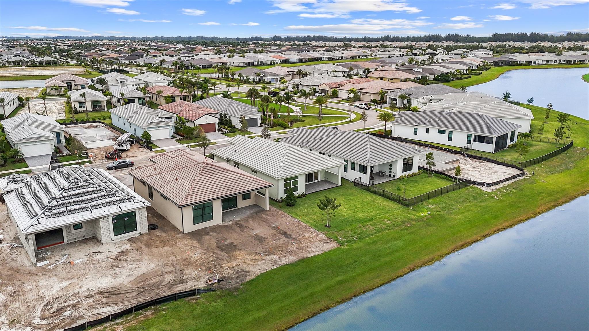 CRESSWIND PALM BEACH - Residential