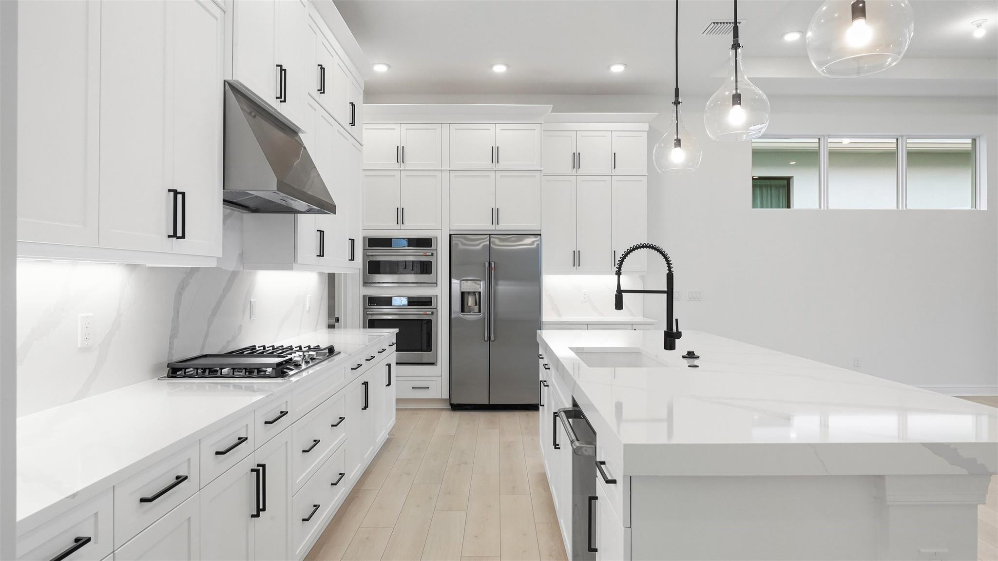 CRESSWIND PALM BEACH - Residential