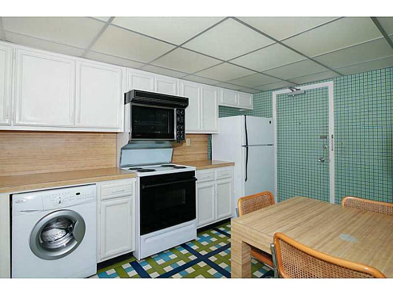 Regency Tower - Residential