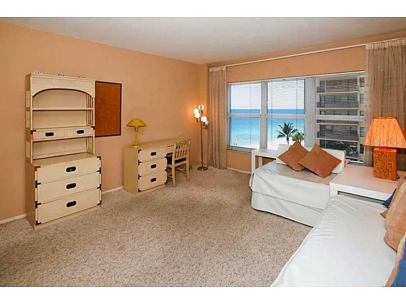 Regency Tower - Residential