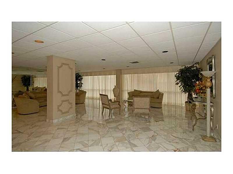 Regency Tower - Residential