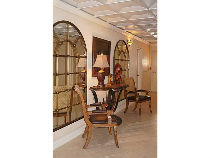 Regency Tower - Residential