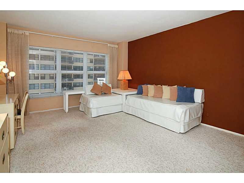 Regency Tower - Residential