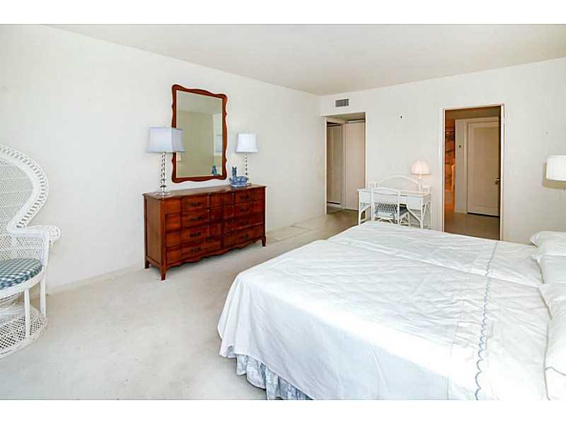 Regency Tower - Residential