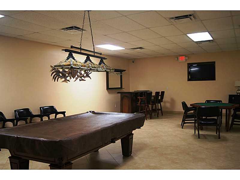 Regency Tower - Residential