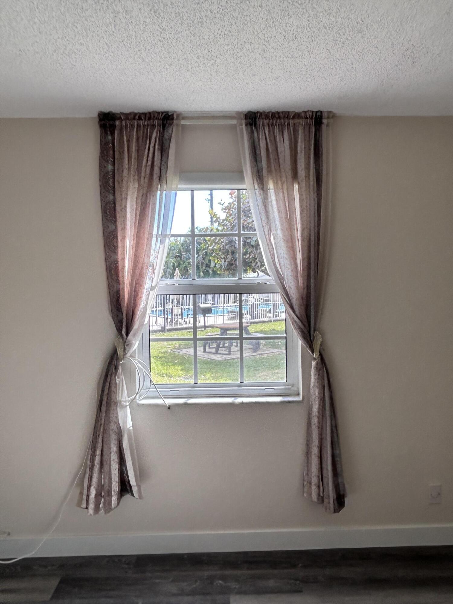 GARDENWAY CONDO - Residential