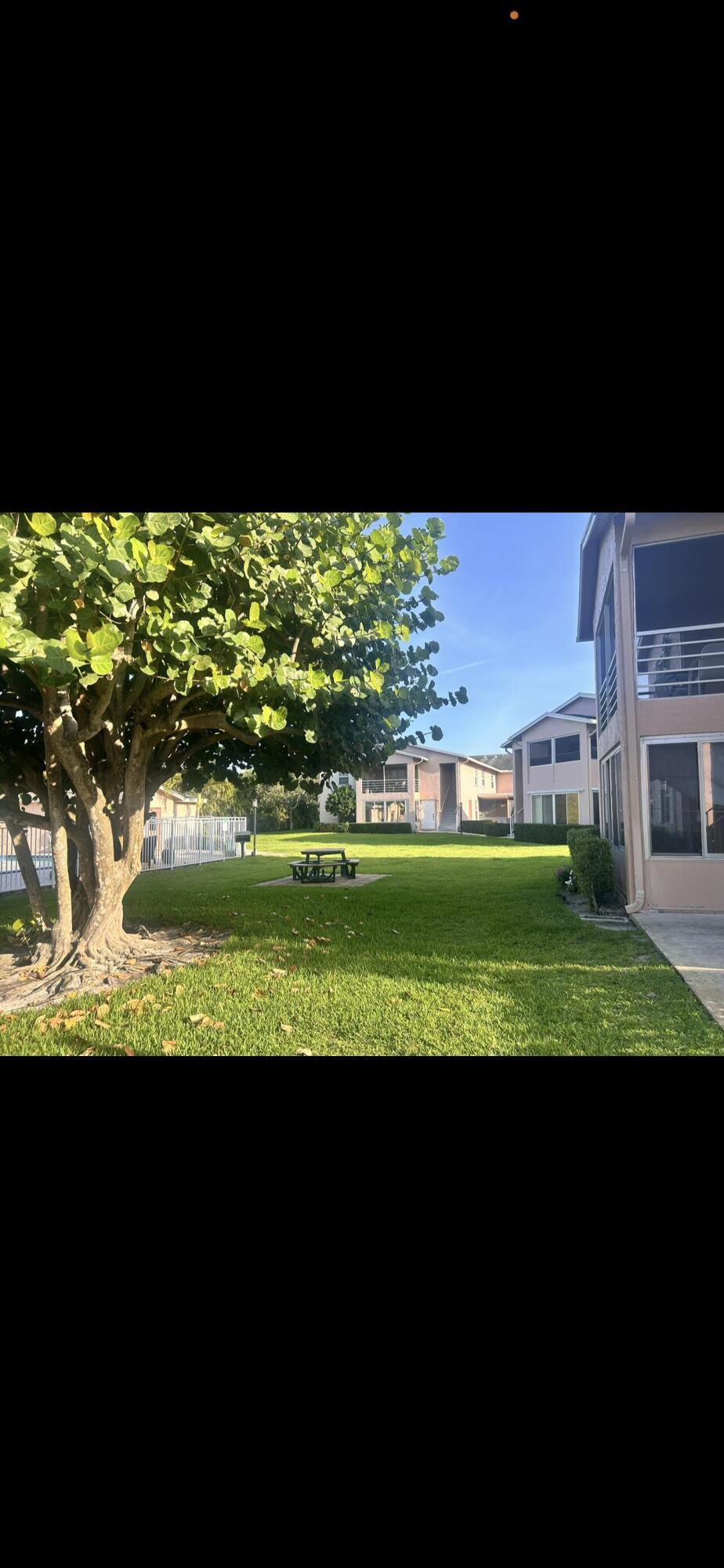 GARDENWAY CONDO - Residential