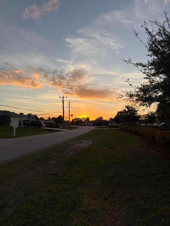 PORT ST LUCIE SECTION 3 - Residential