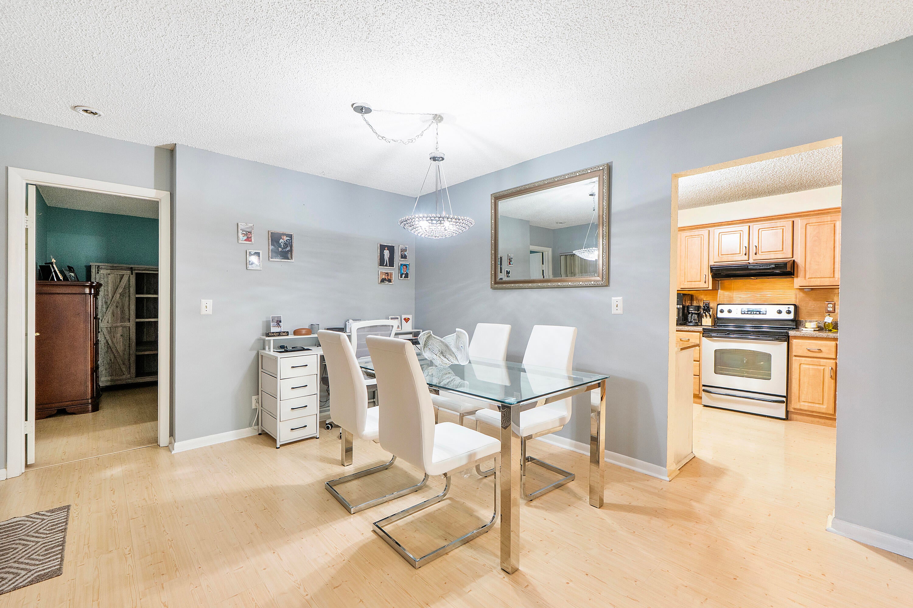 3407 NW 47th Avenue 3184