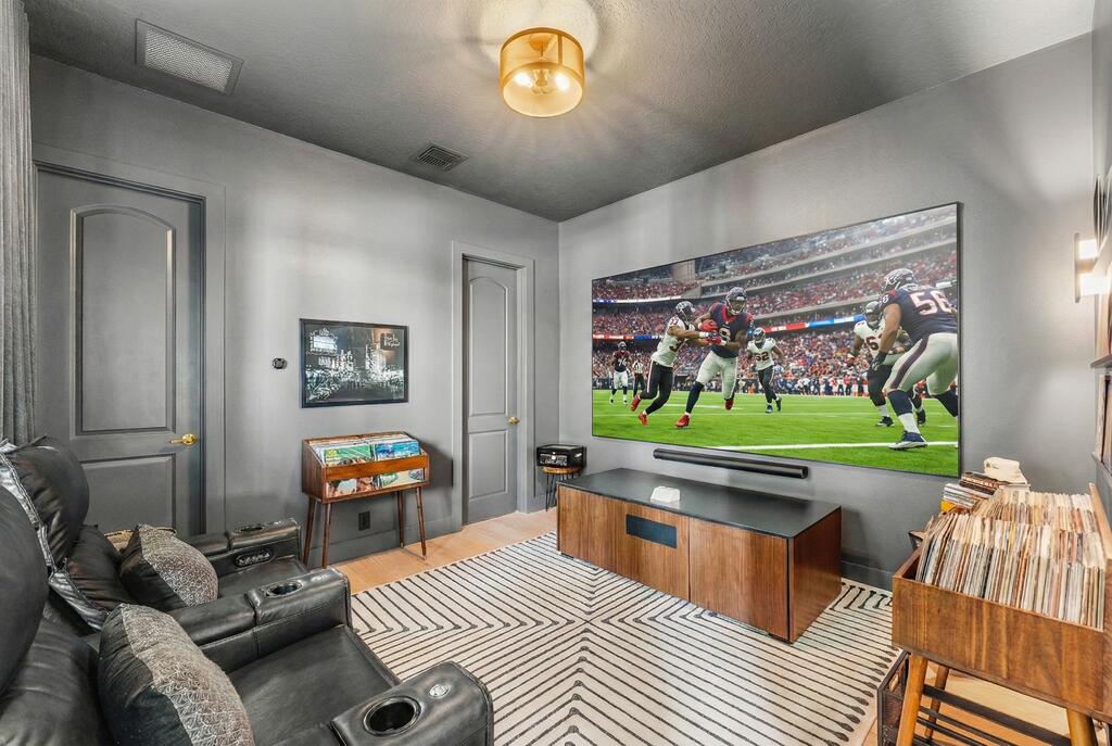 Mizner Country Club - Residential