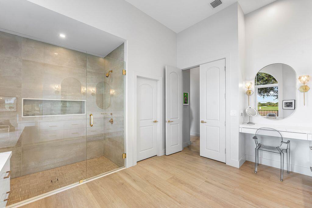 Mizner Country Club - Residential