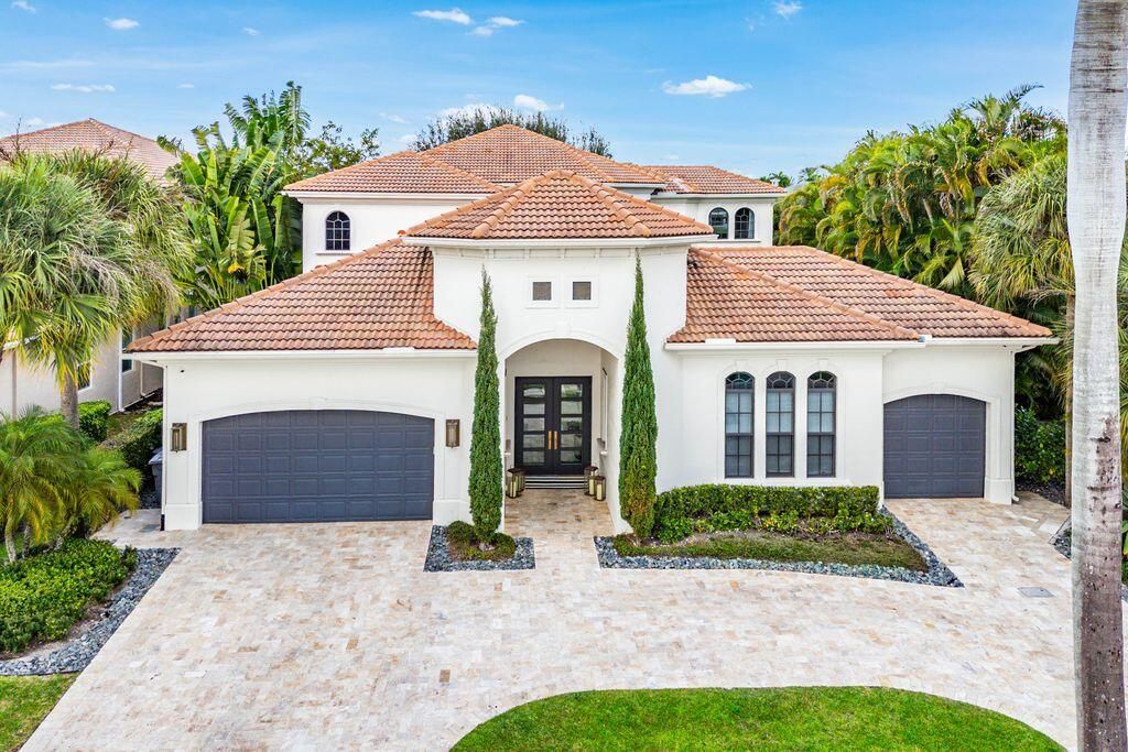 Photo of 8849 Valhalla Dr, Delray Beach, FL 33446 (MLS # R11159524)