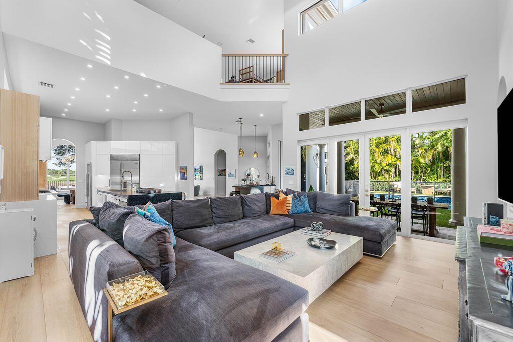 Mizner Country Club - Residential