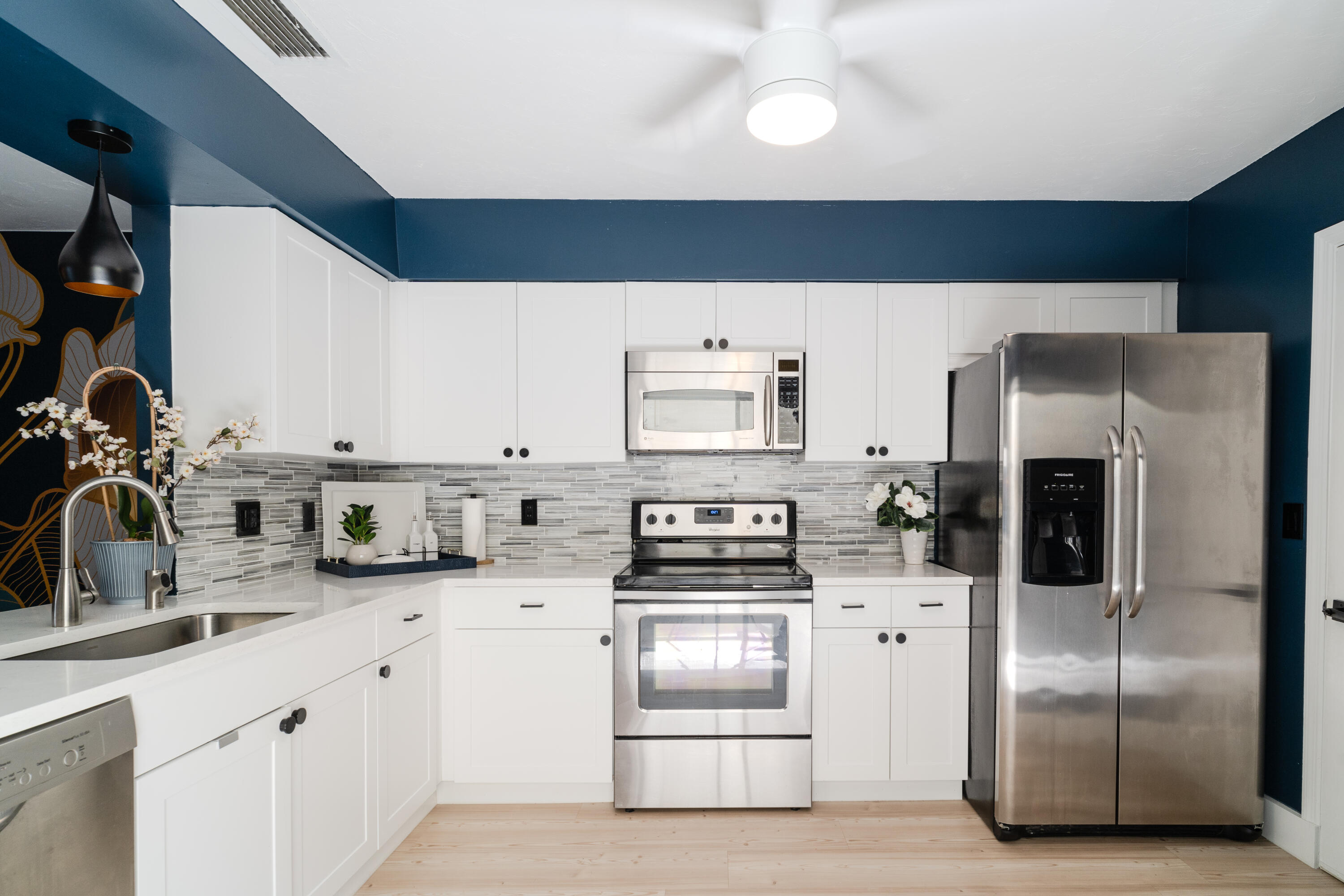 EDGEMERE - Residential