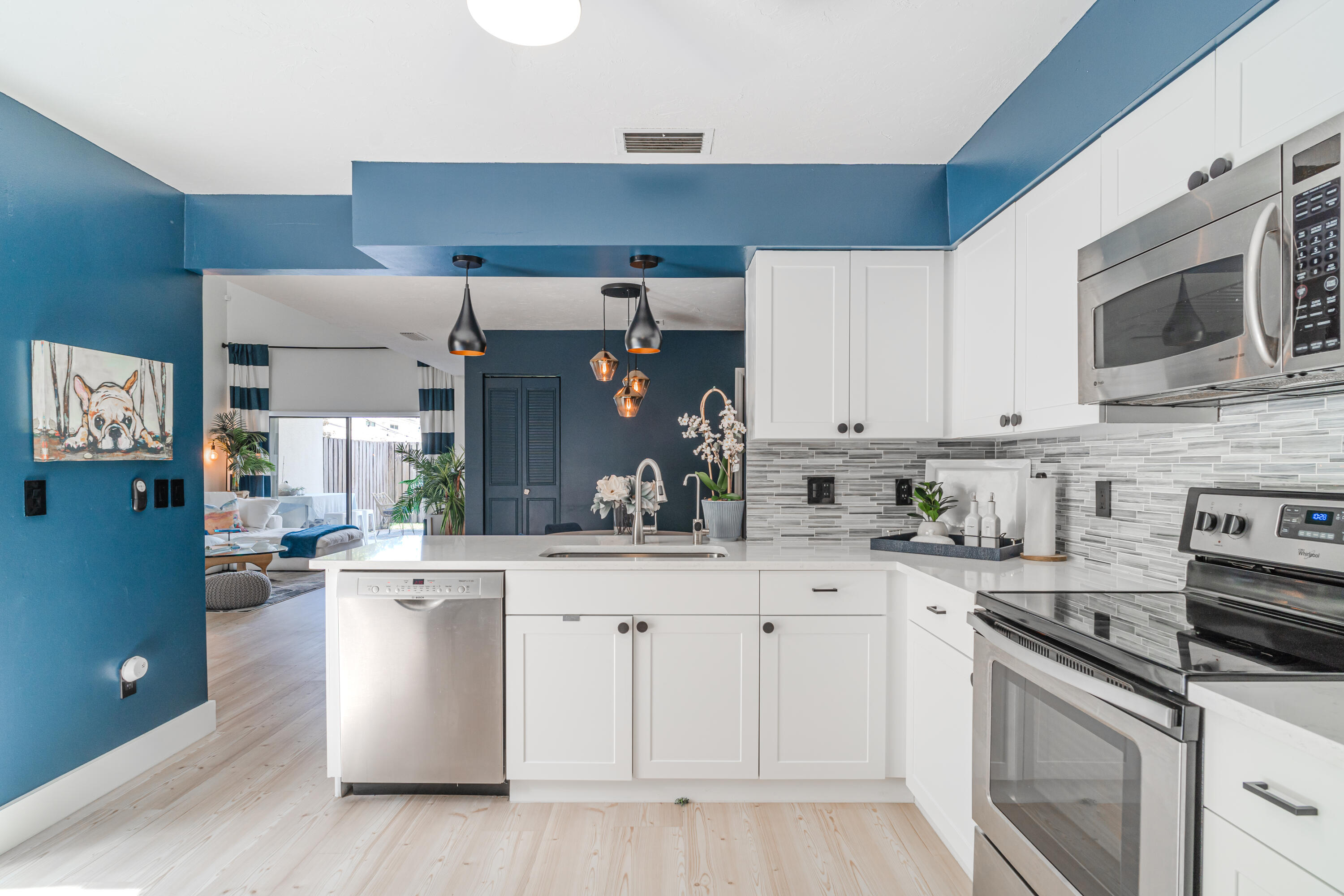 EDGEMERE - Residential