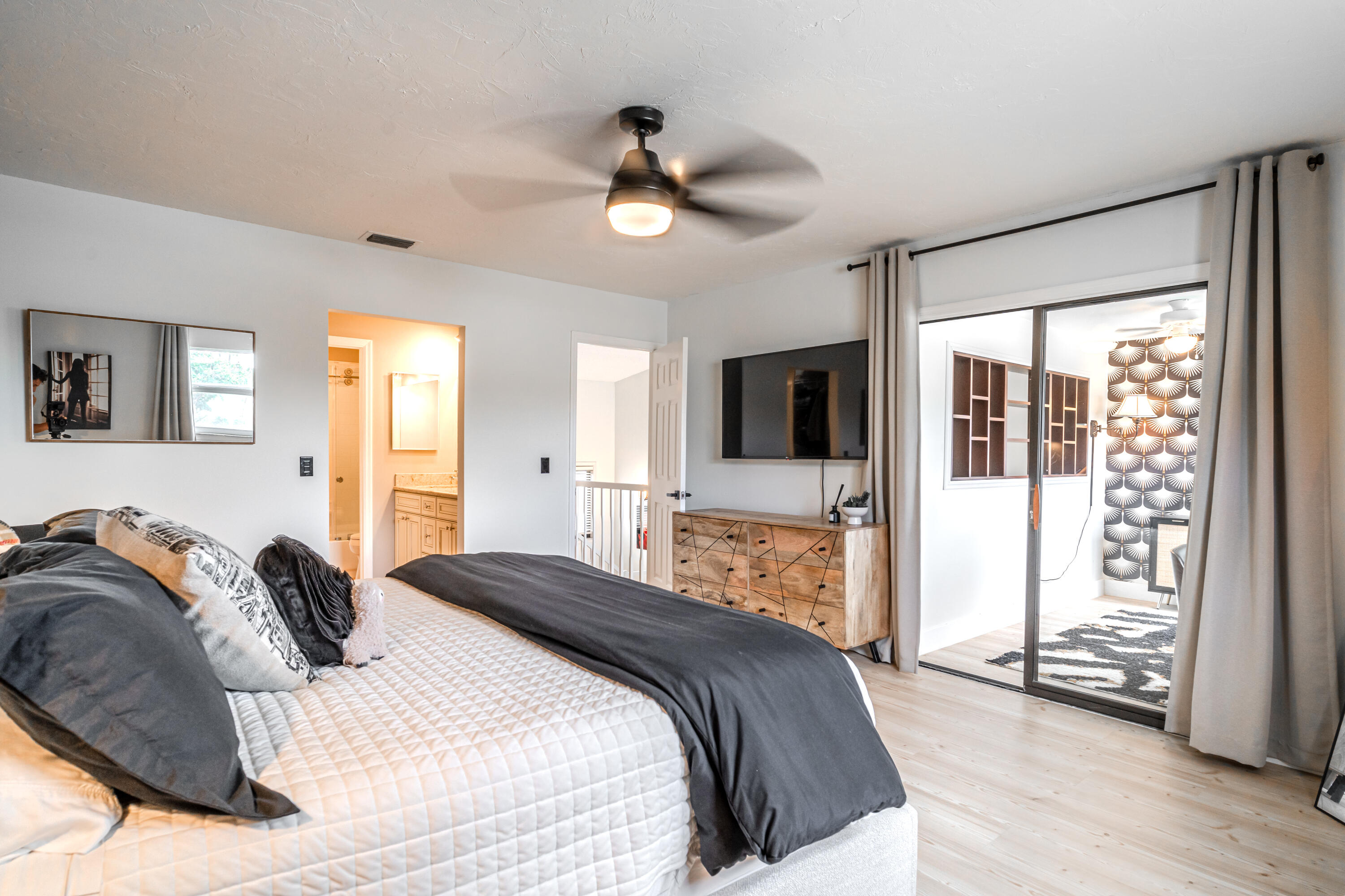 EDGEMERE - Residential