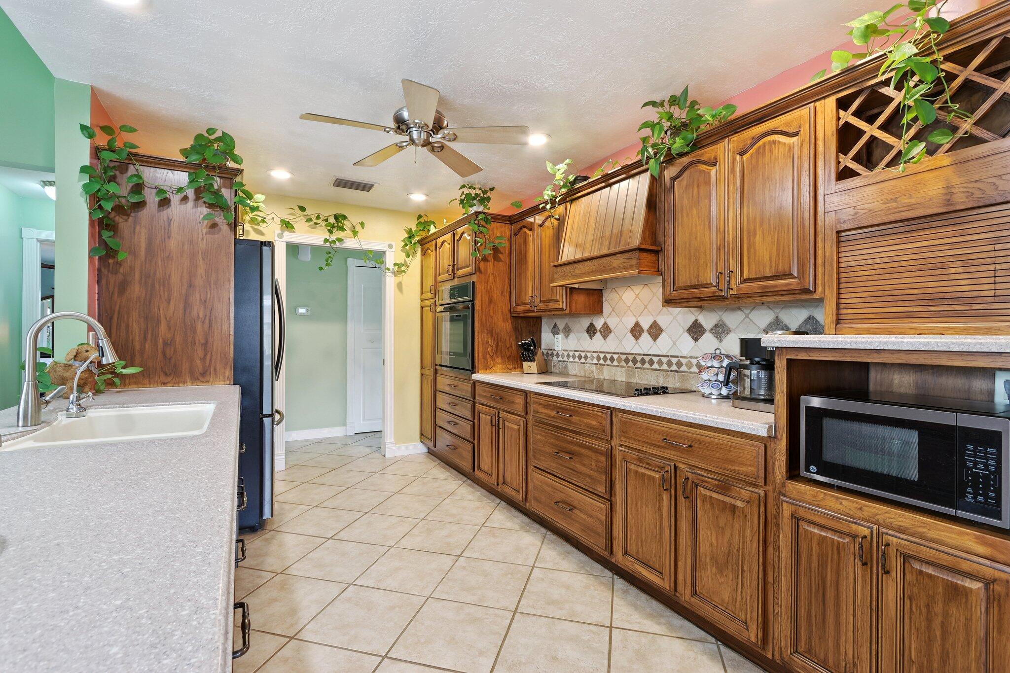 RIVER PARK UNIT 2 - Residential