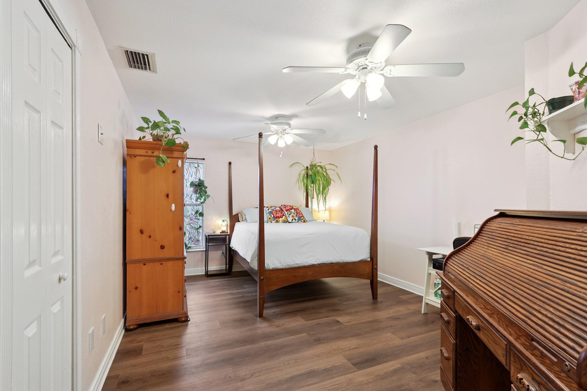 RIVER PARK UNIT 2 - Residential