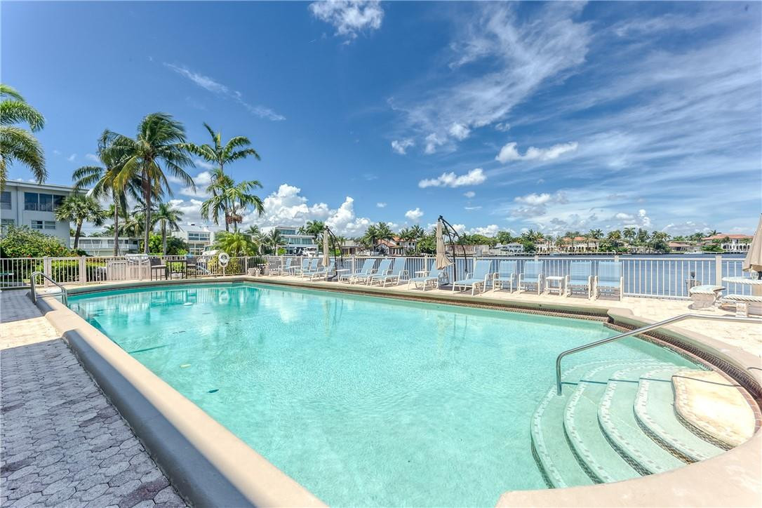 Sunrise Bay Club Co-Op - Residential Lease