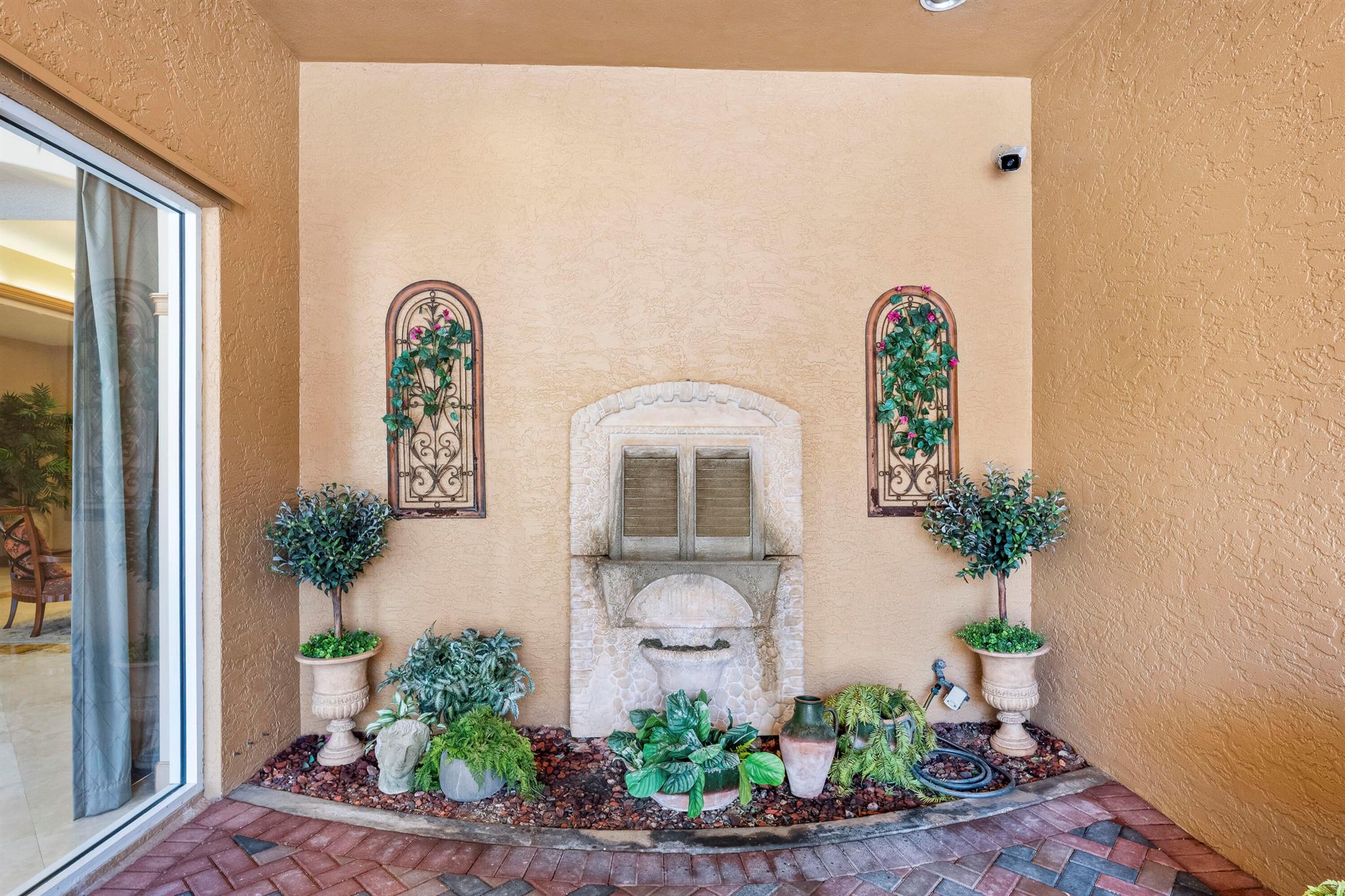 20 Orange Avenue 312