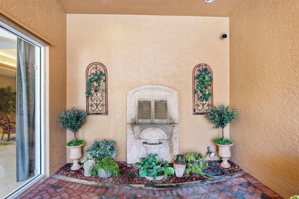 Photo of 20 Orange Avenue #312, Fort Pierce, FL 34950 (MLS # R11106641)