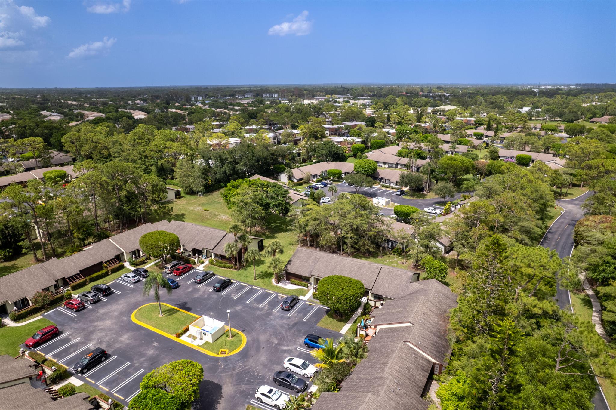 STRATHMORE GATE WEST UNIT - Residential