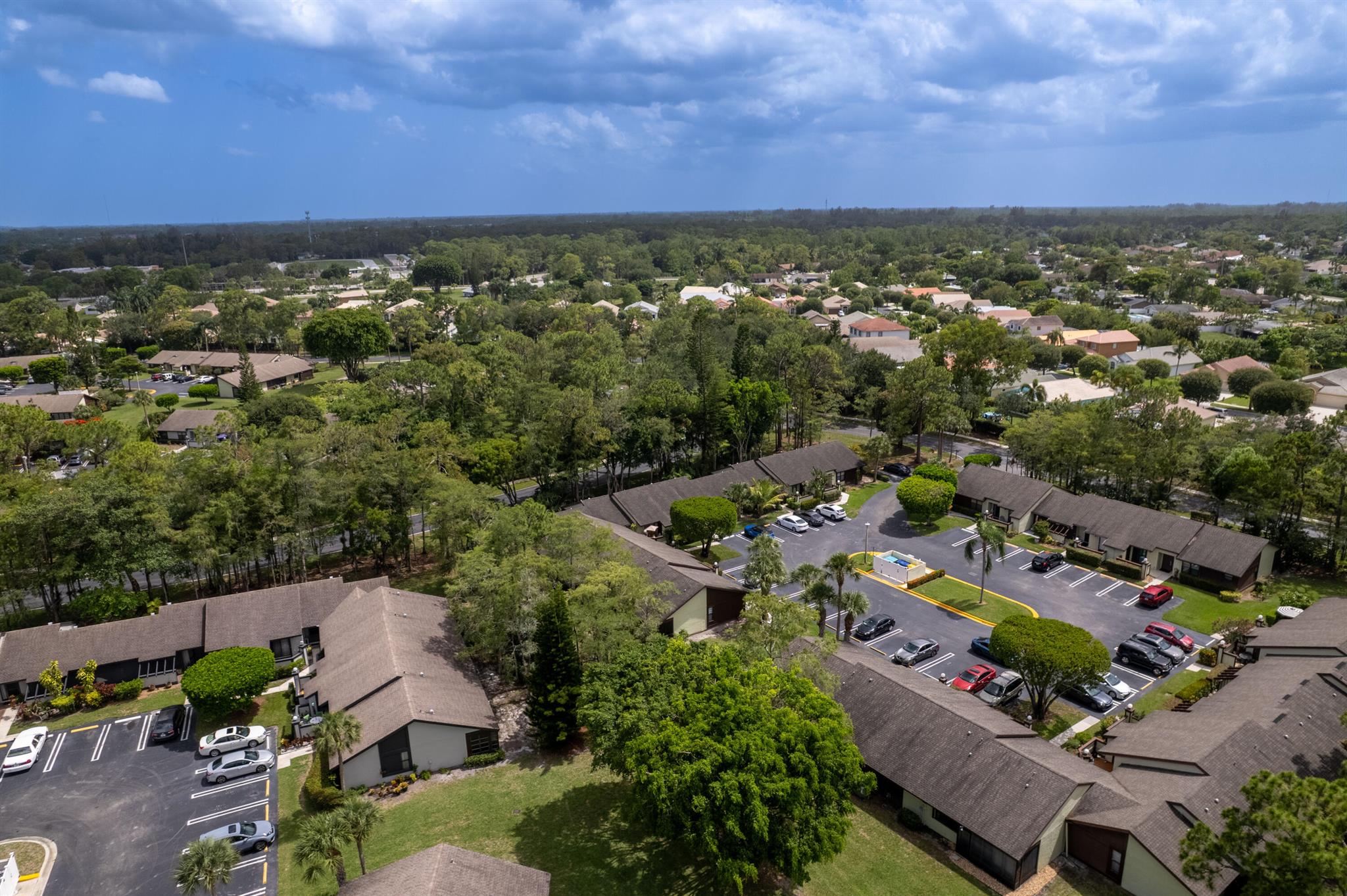 STRATHMORE GATE WEST UNIT - Residential
