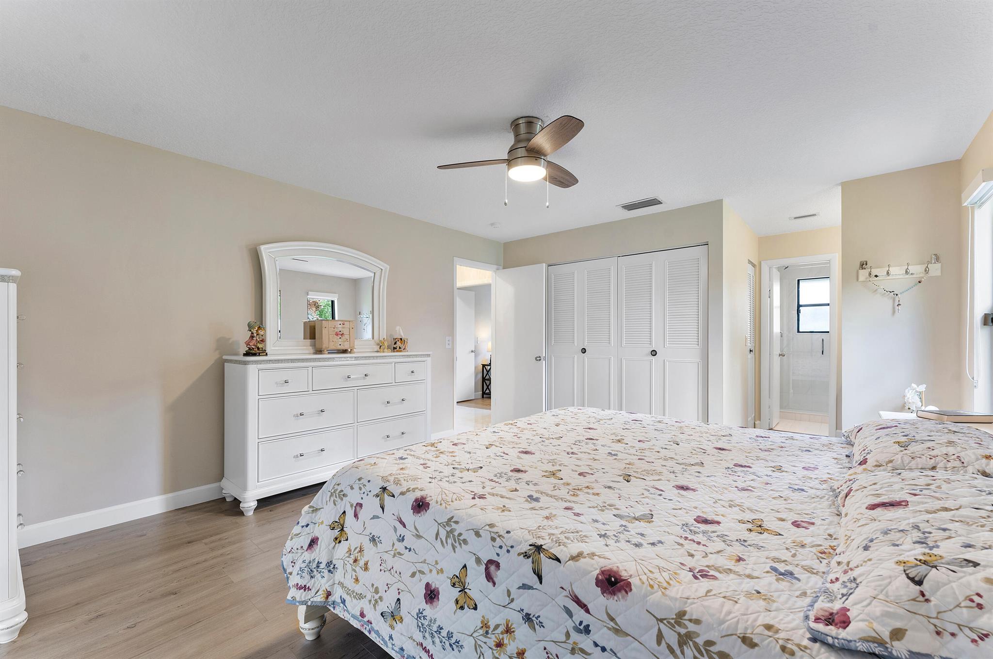 STRATHMORE GATE WEST UNIT - Residential