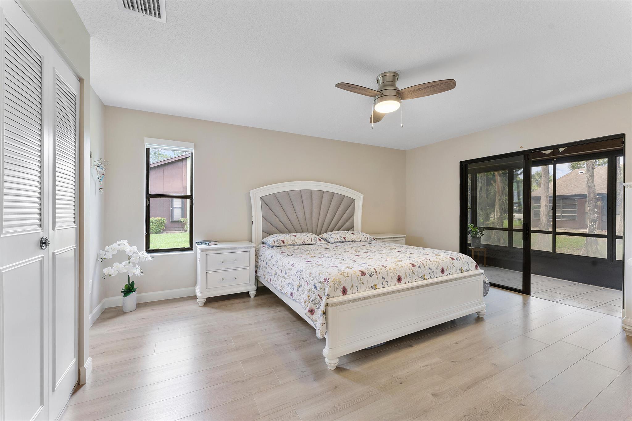 STRATHMORE GATE WEST UNIT - Residential