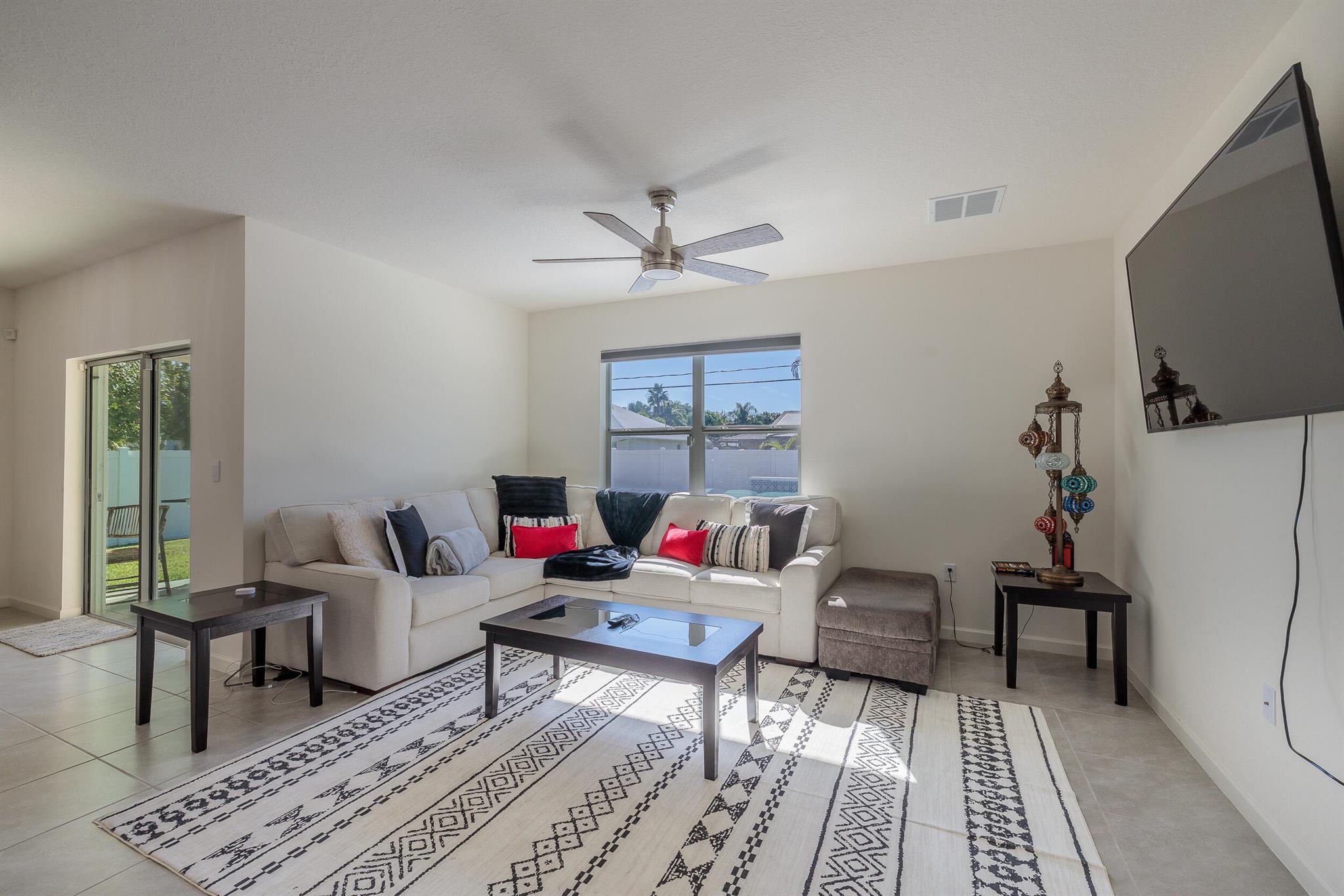 PORT ST LUCIE SECTION 30 - Residential Lease