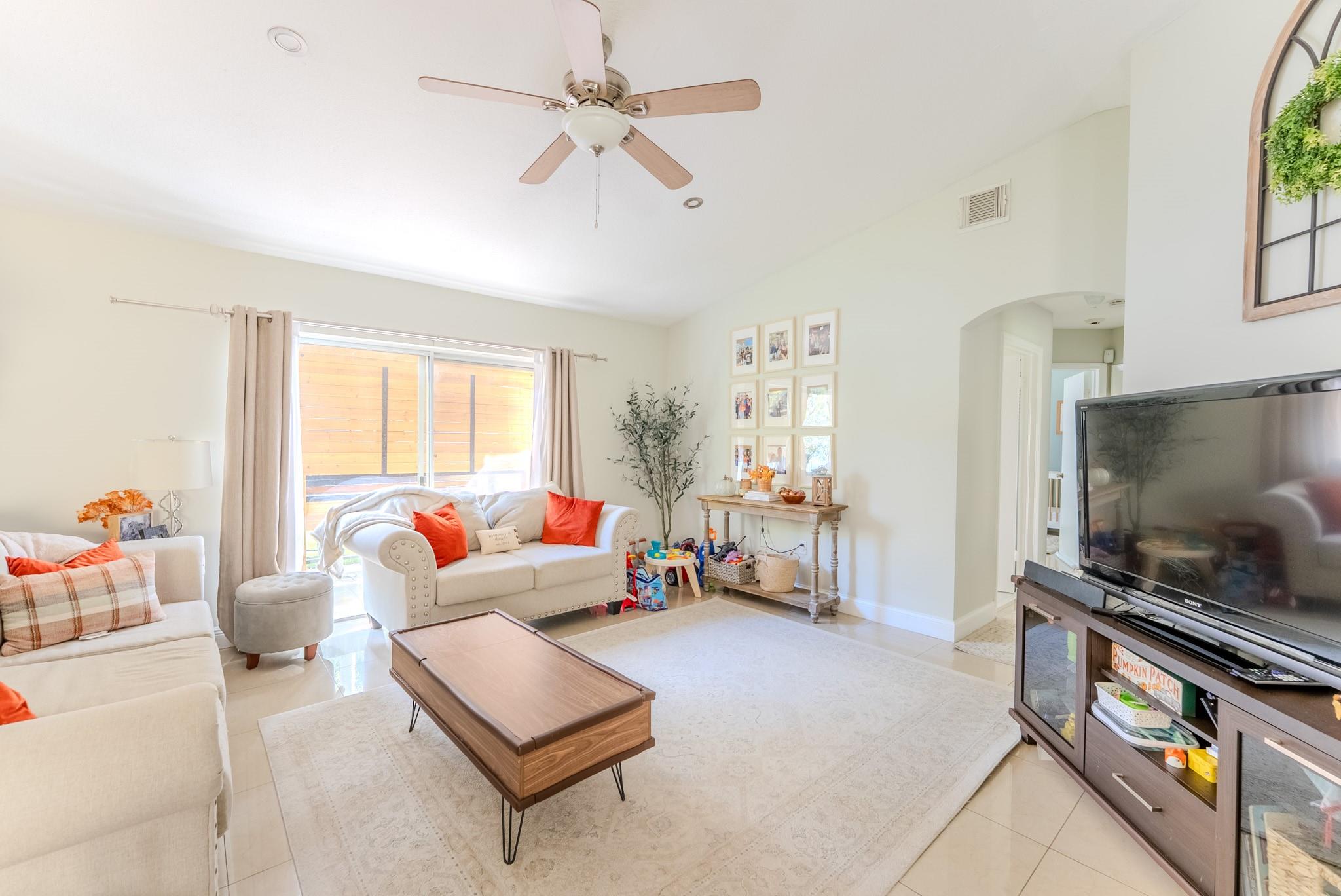 SAVANNAH P.U.D. PLAT 3 - Residential Lease