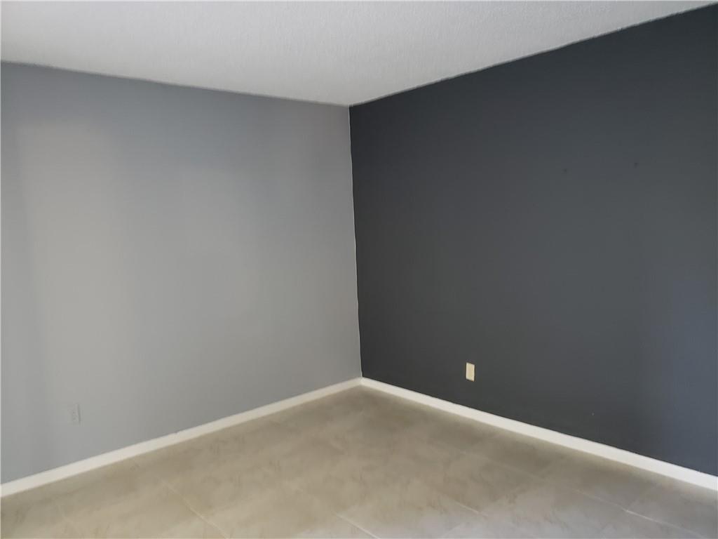 Miramar Club 12 - Residential Lease