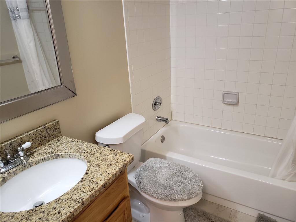 Miramar Club 12 - Residential Lease