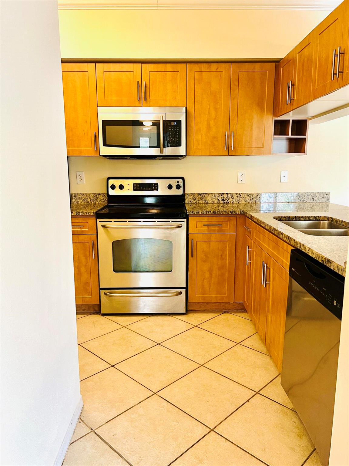 6511 Emerald Dunes Drive 308