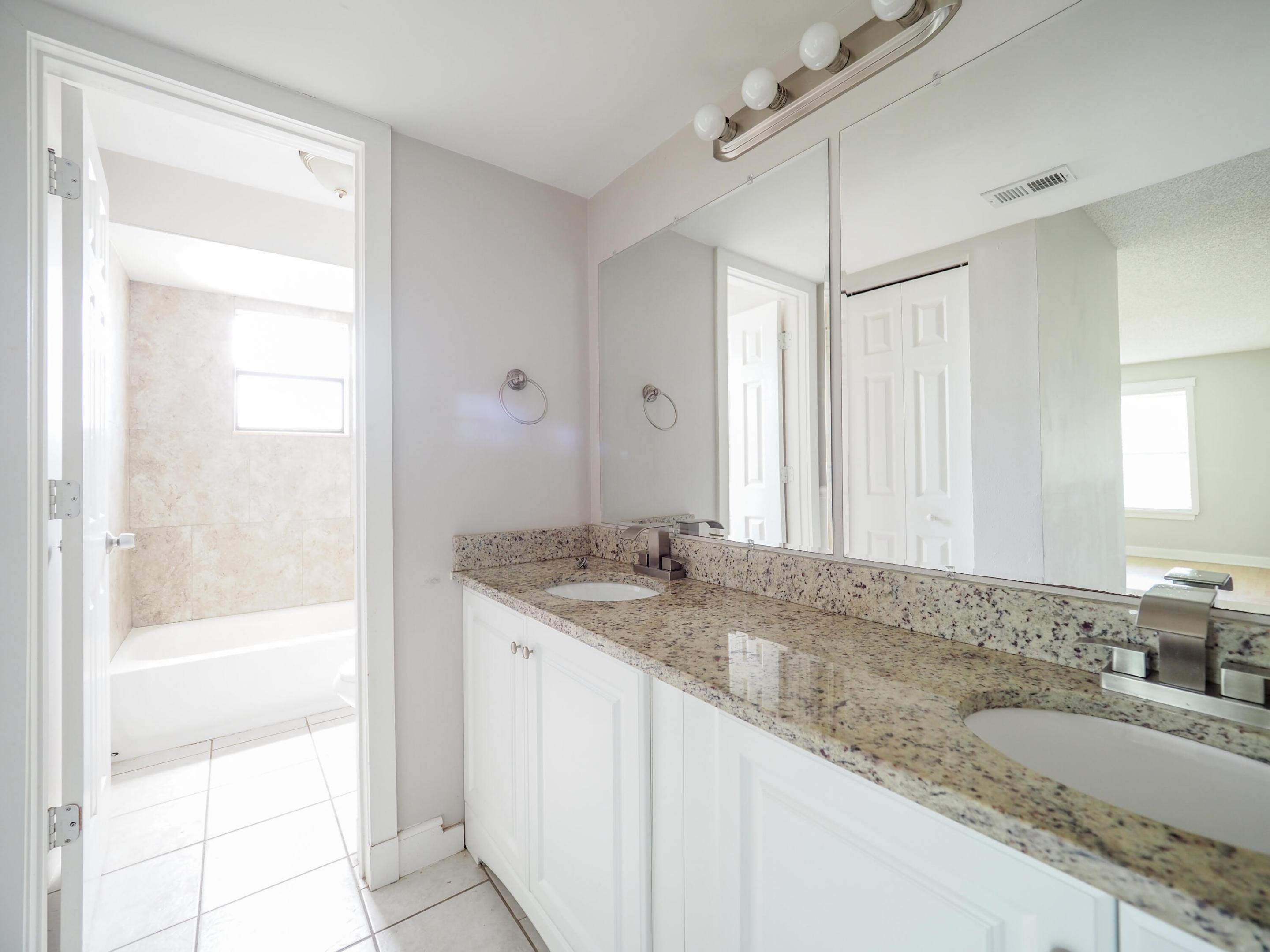 PORT ST LUCIE SECTION 19 - Residential