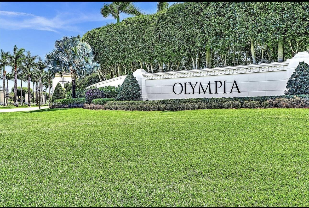 9205 Dupont Place