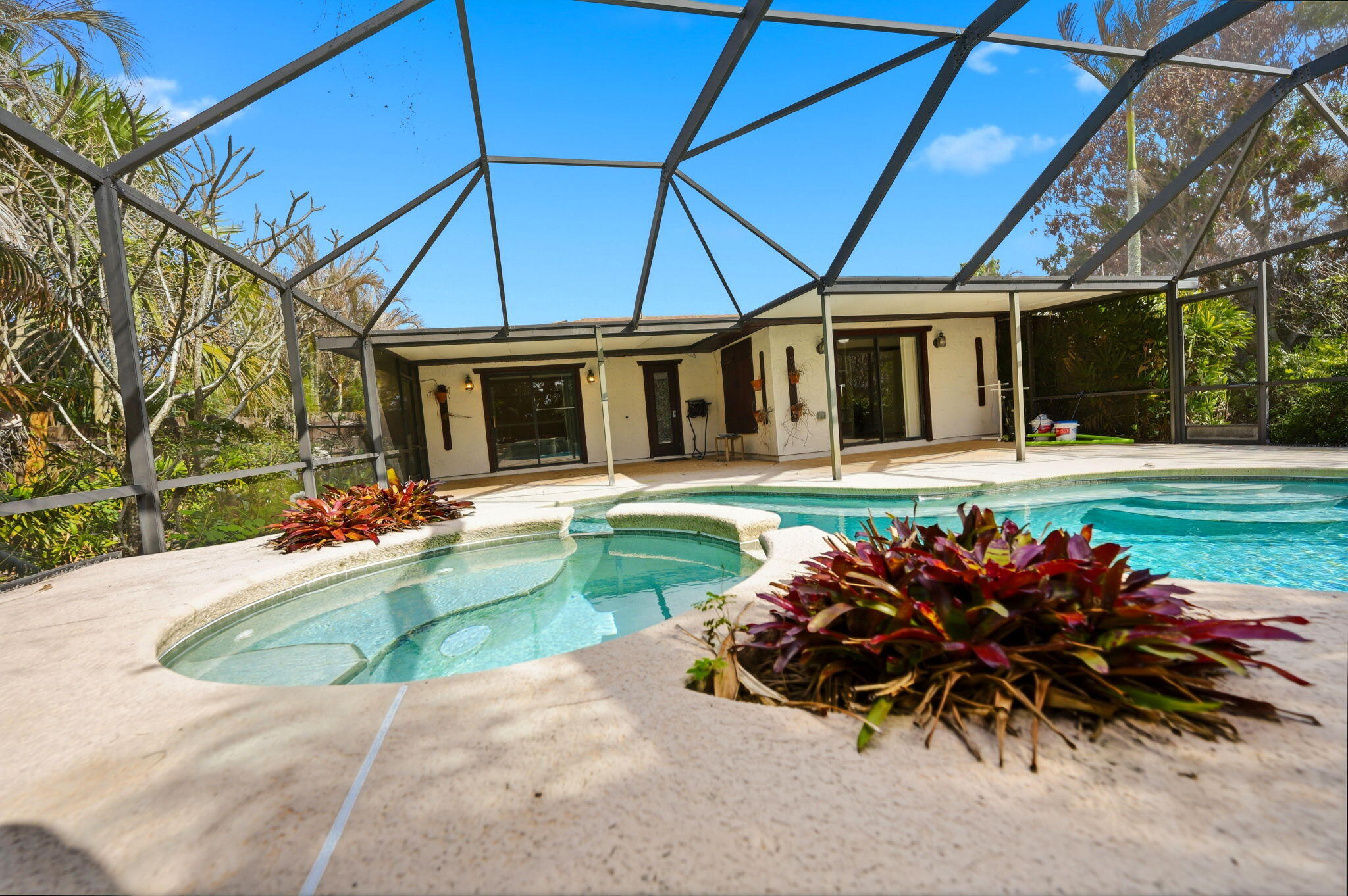 PORT ST LUCIE SECTION 8 - Residential