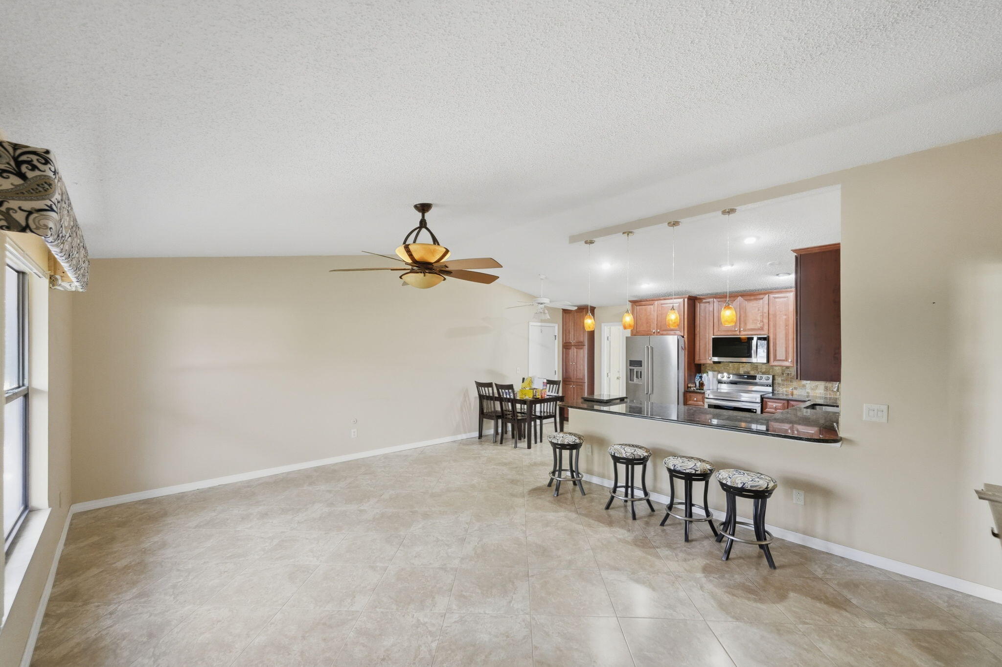 PORT ST LUCIE SECTION 8 - Residential