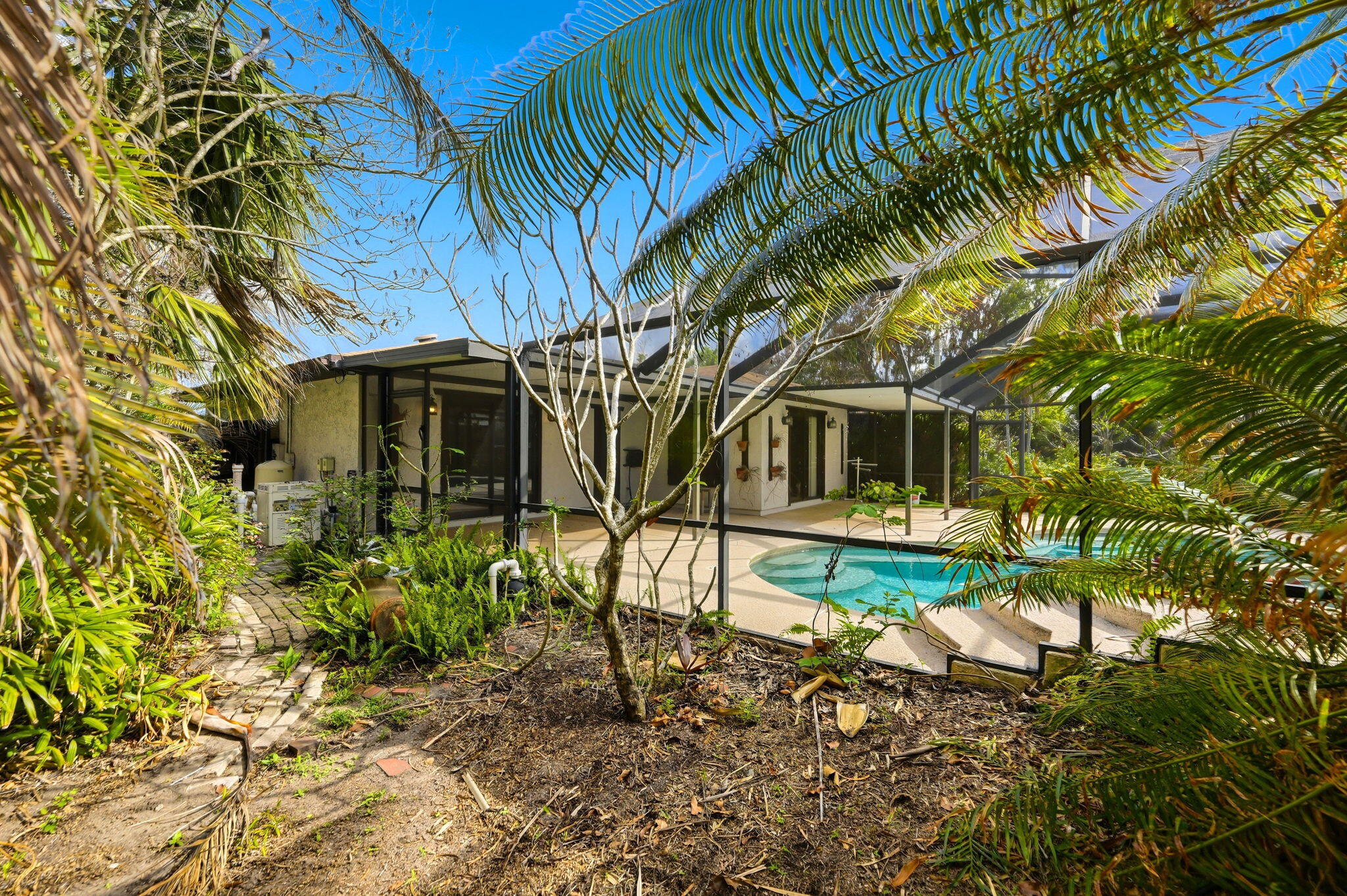 PORT ST LUCIE SECTION 8 - Residential