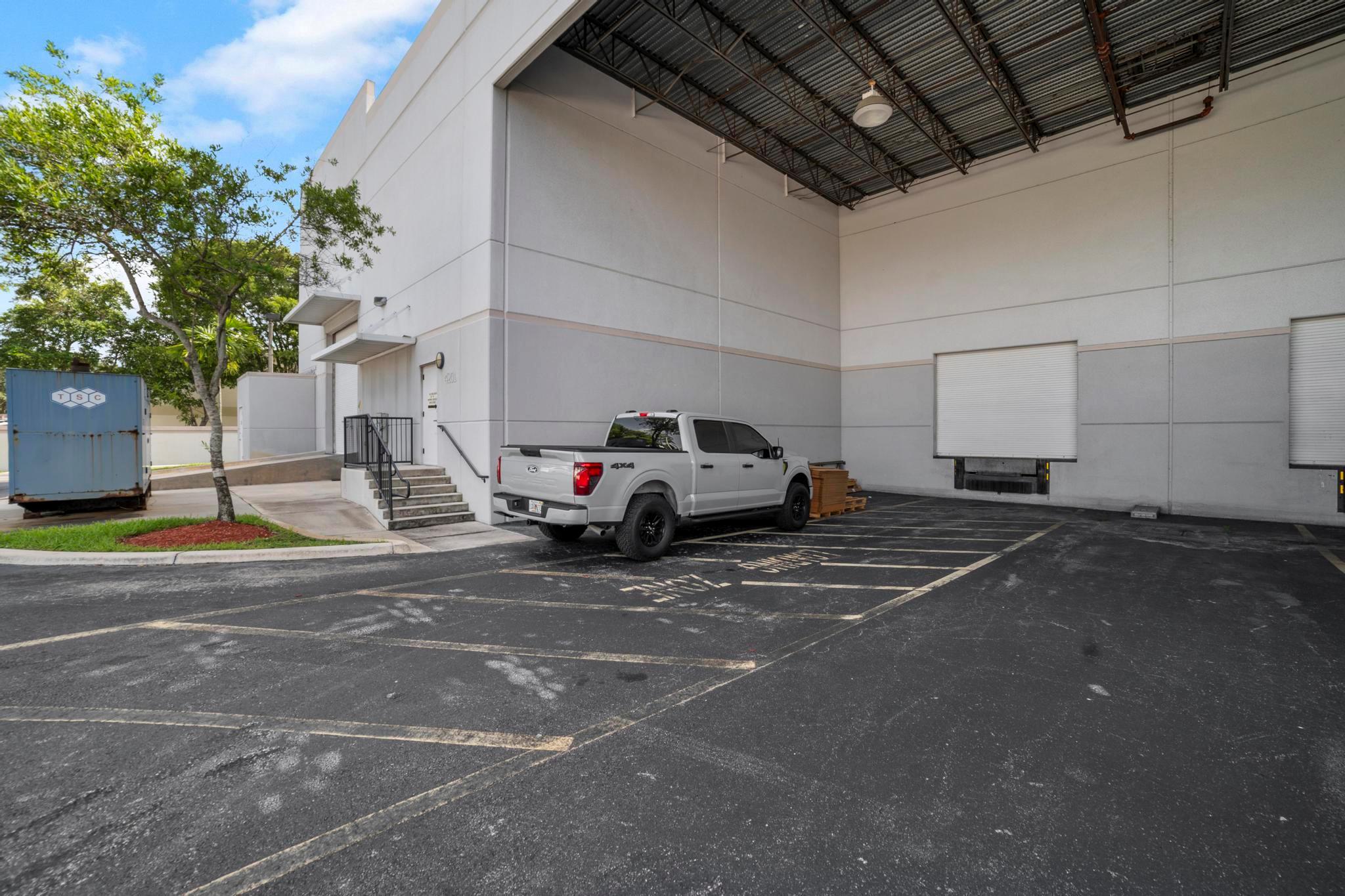 GREATER CORAL SPRINGS RES - Commercial Sale