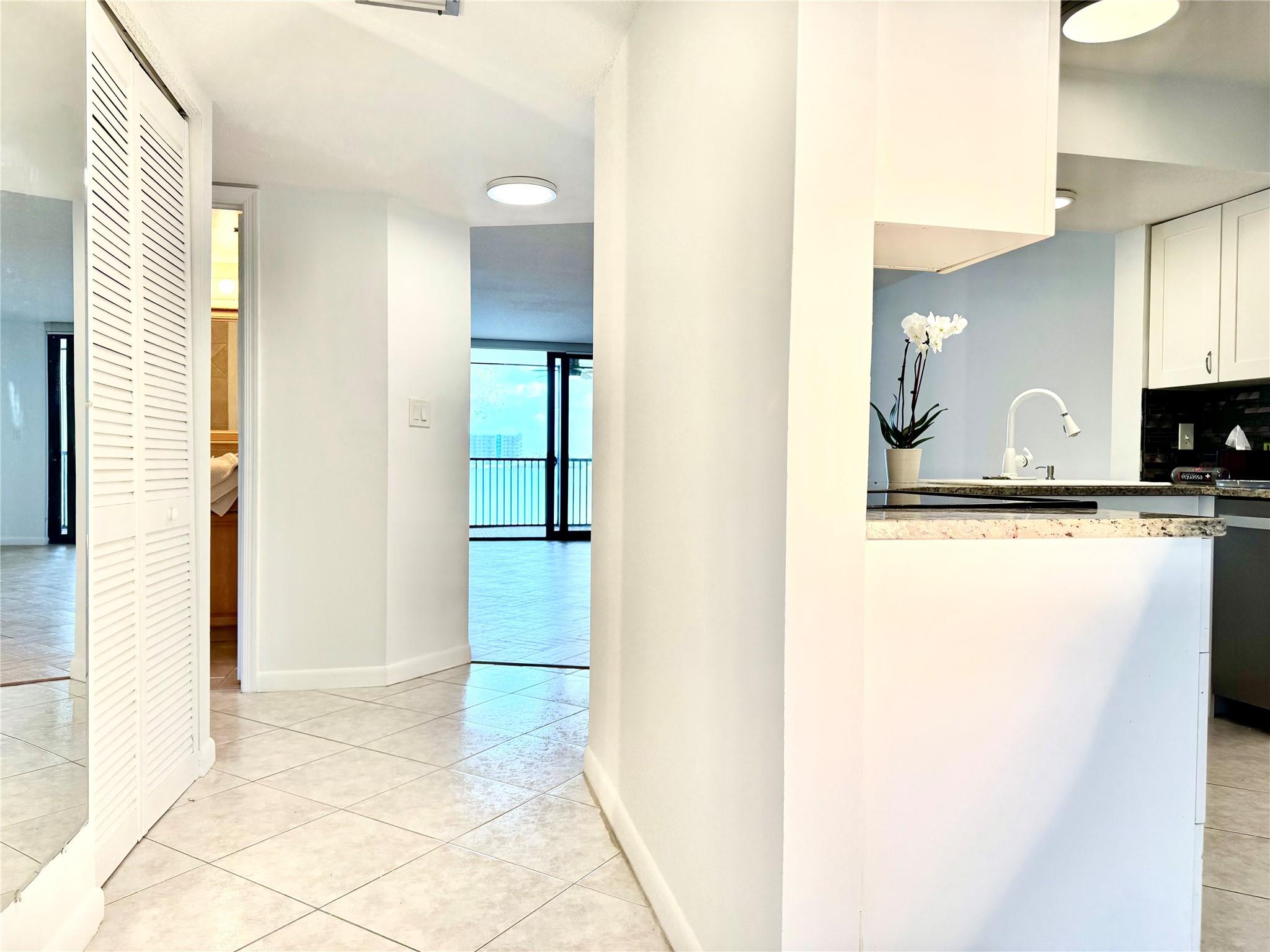 117 Lake Emerald Dr 205