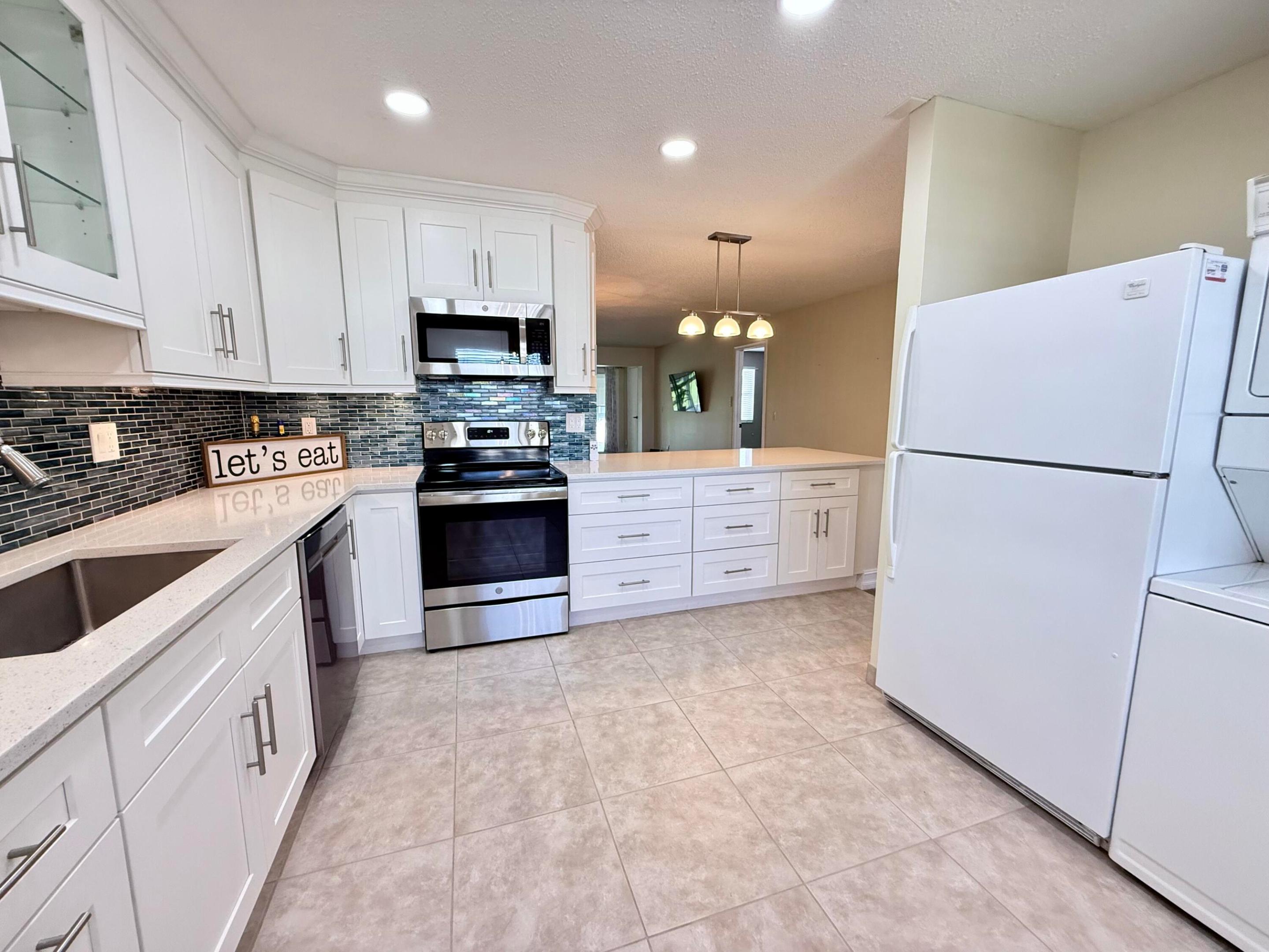 PINES OF DELRAY NORTH CONDO - Residential