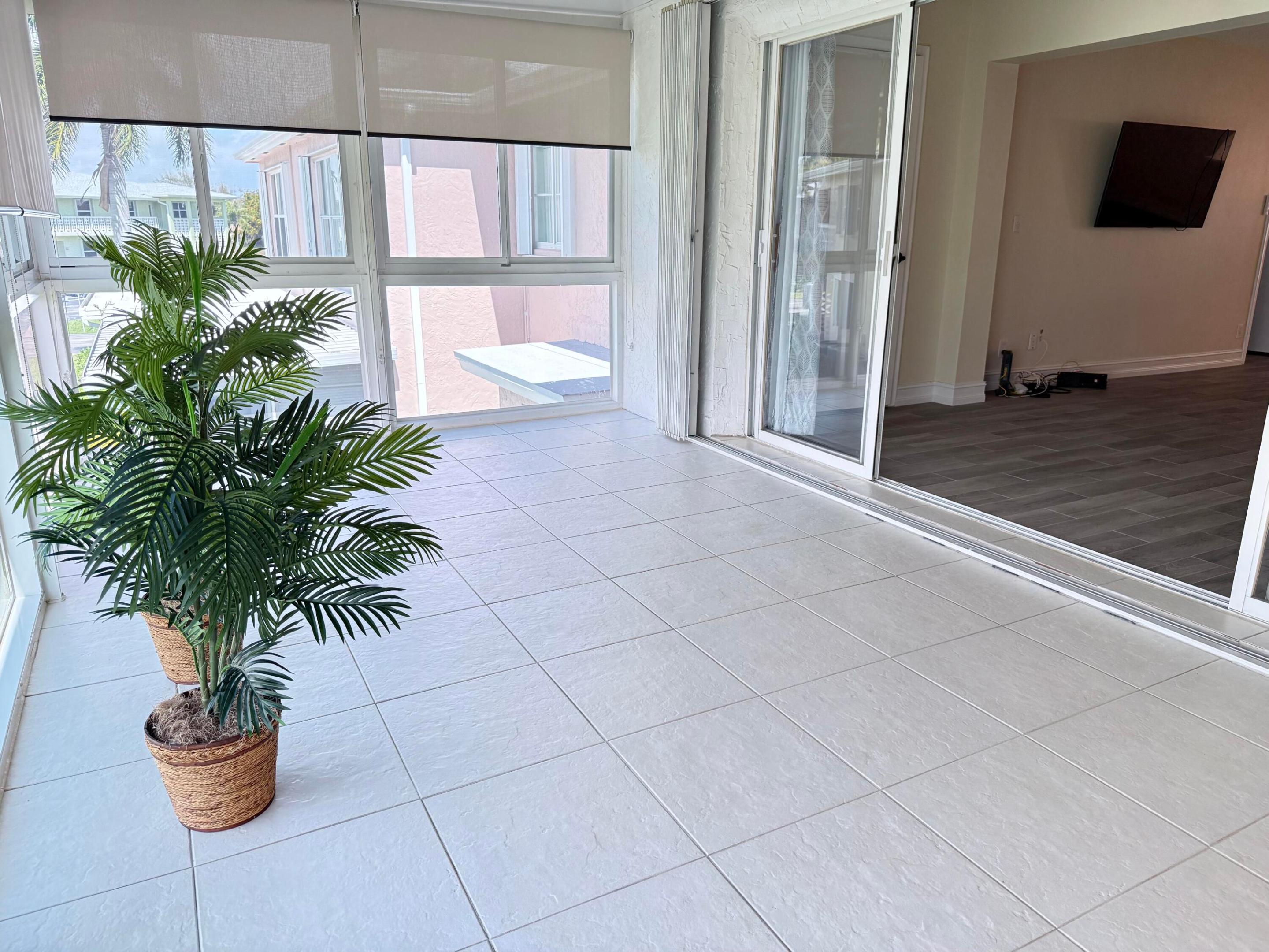 PINES OF DELRAY NORTH CONDO - Residential